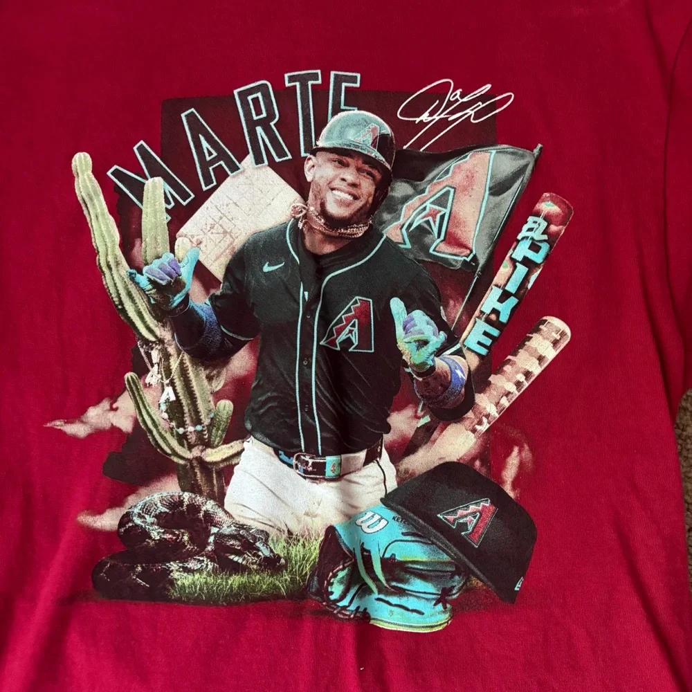 Women’s Medium Gildan Ketel Marte Diamondbacks MLB Cotton Red T-Shirt - Picture 2 of 6